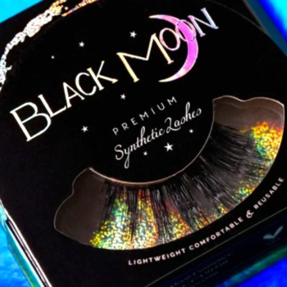 NWT, EYELASHES BY BLACK MOON COSMETICS.
